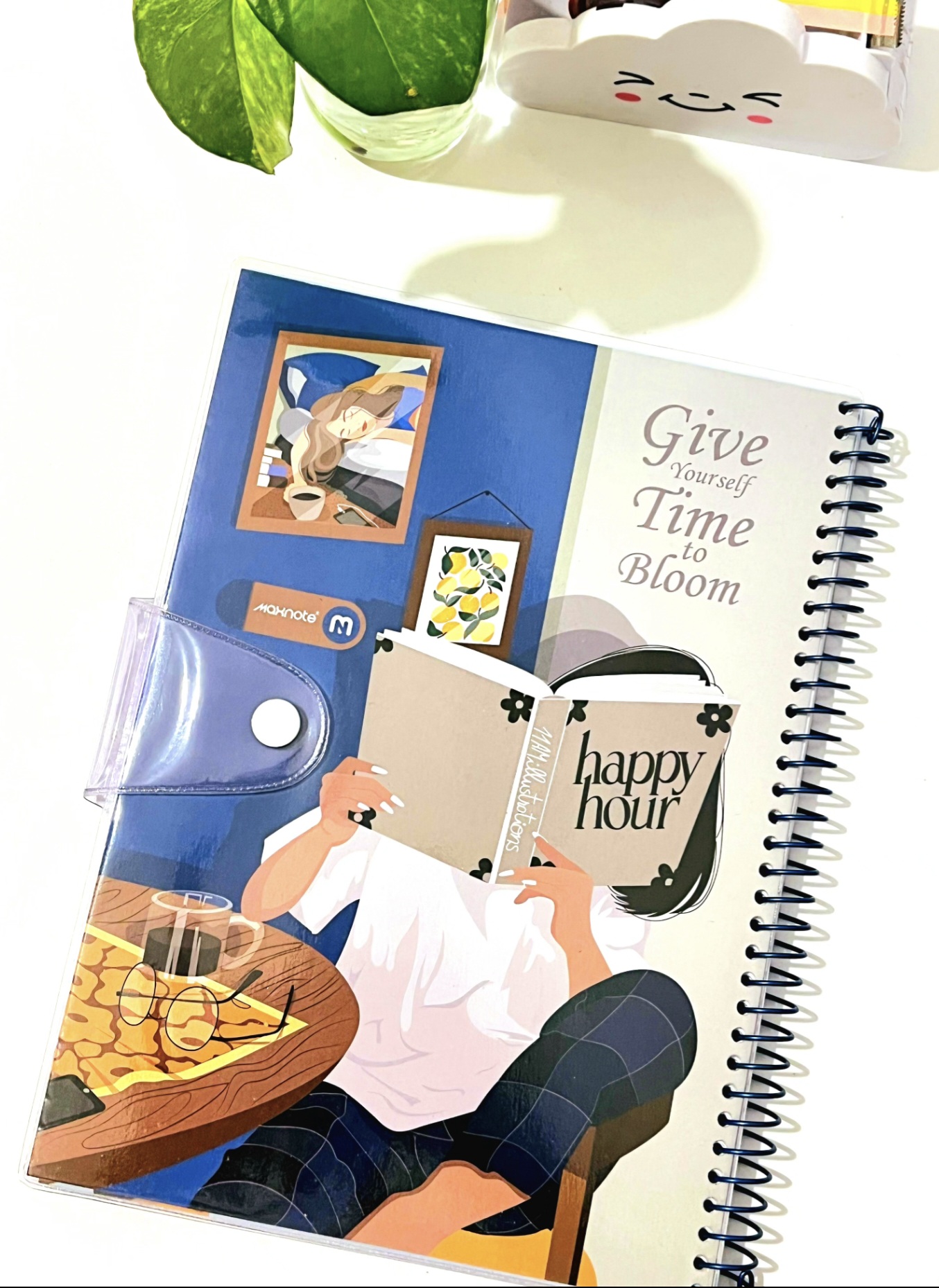 دفتر۸۰برگ جلدطلقی، دکمه دار و حاشیه دار