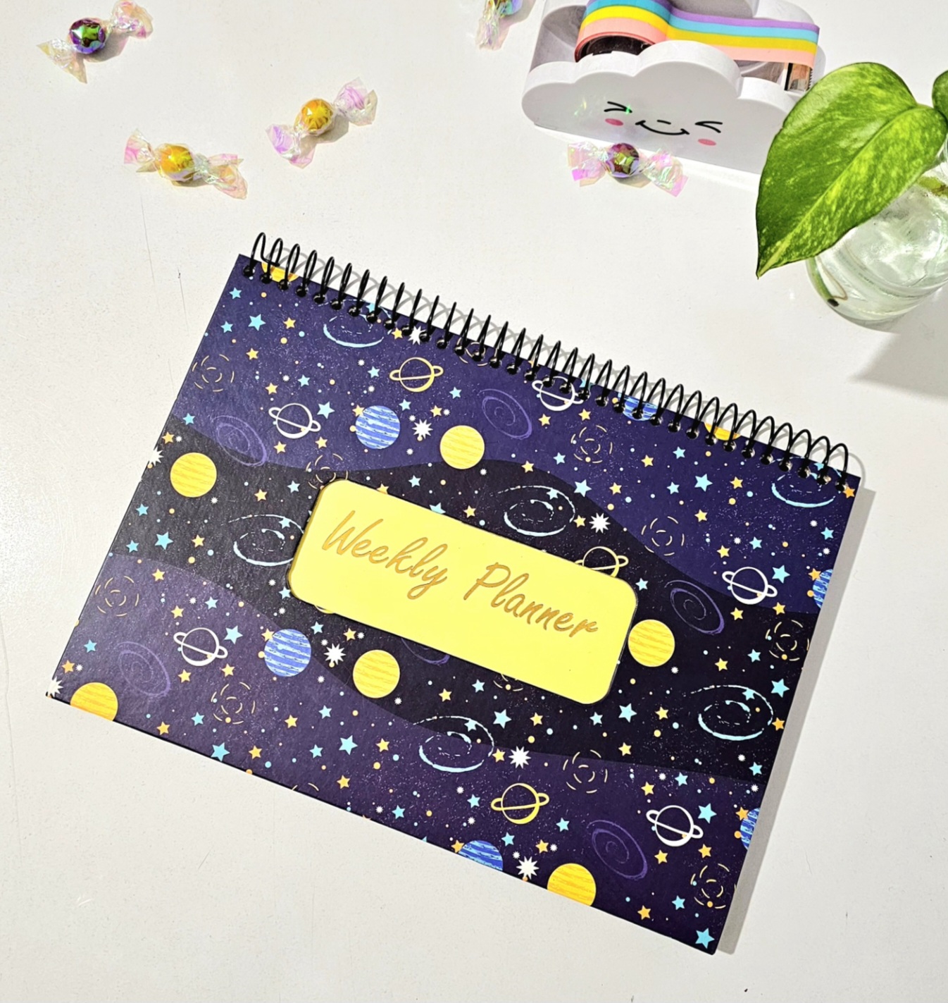 پلنر هفتگی سیمی جلد سخت