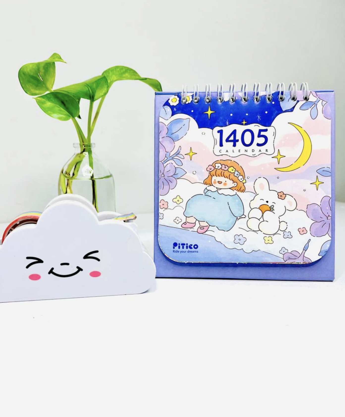 تقویم رومیزی سال ۱۴۰۵ پیتیکو