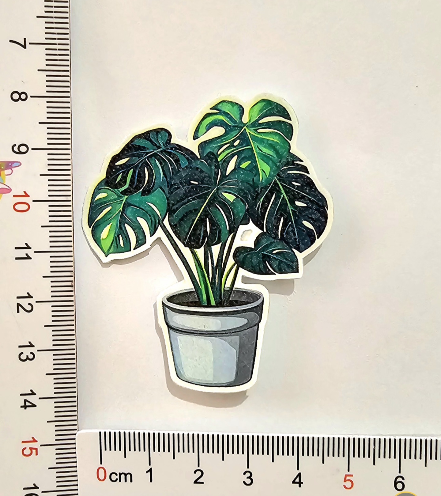 استیکر ضدآب طرح گلدان برگ انجیری از مجموعه استیکرهای برنامه روزانه